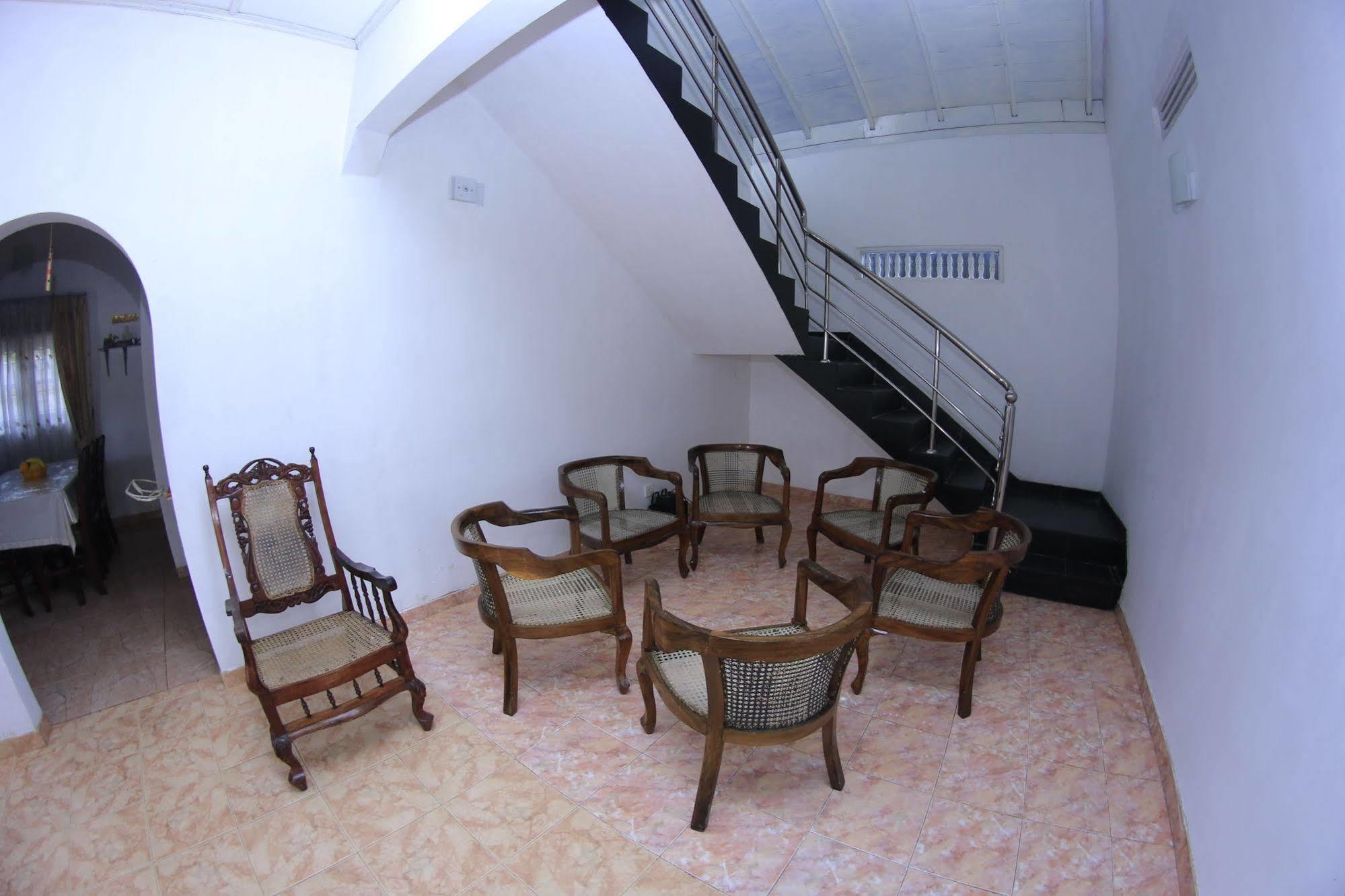 White Villa Уелигама Екстериор снимка